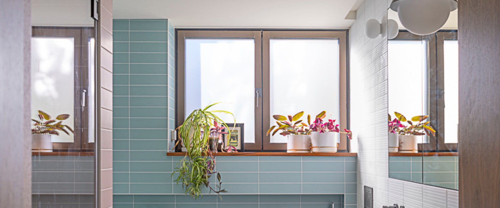 Energy-efficient Options for Kitchen and Bathroom Renovations