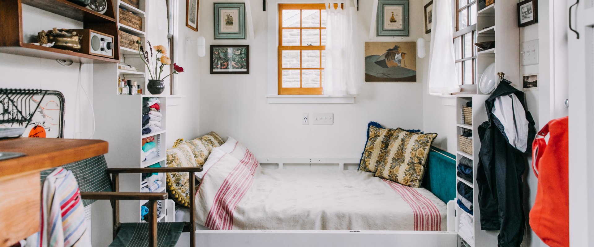 Maximizing Small Spaces with Built-In Storage